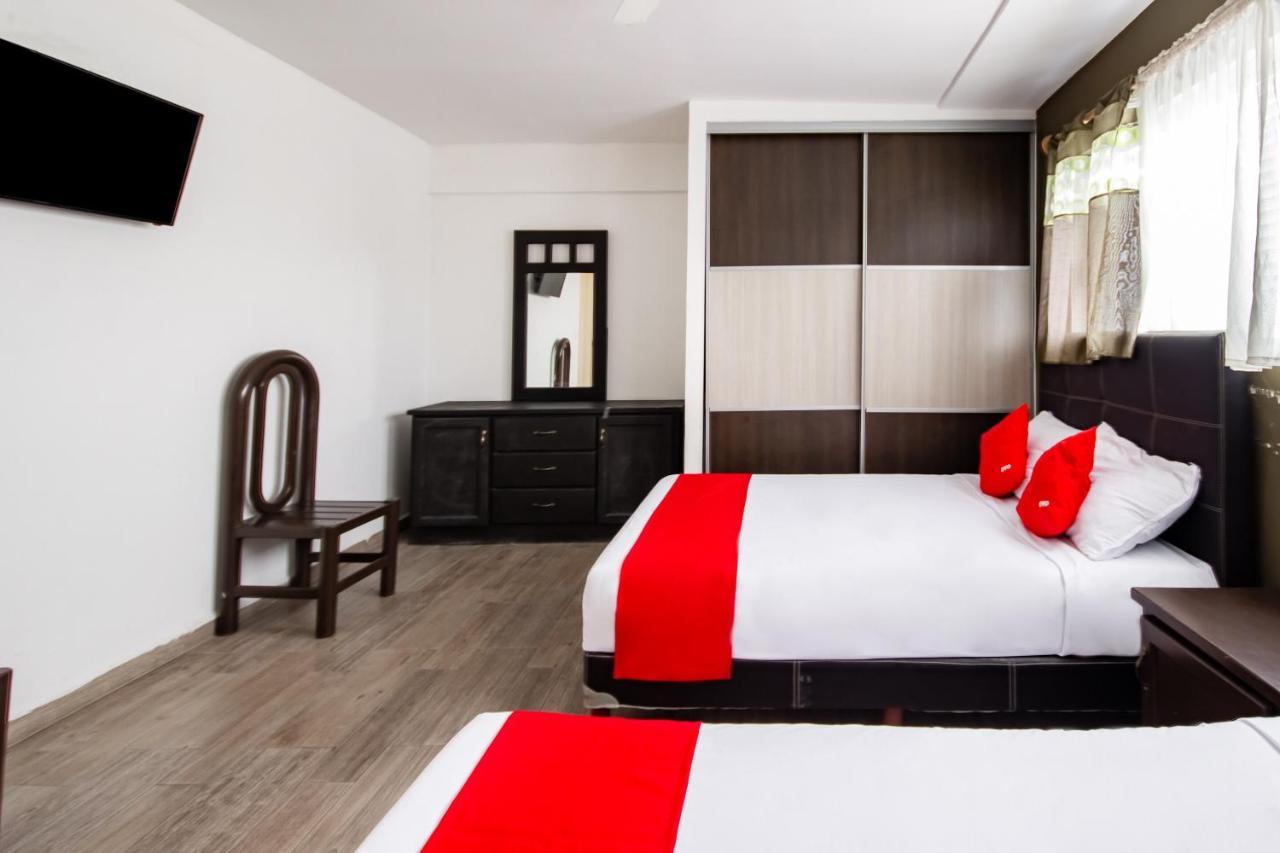 Hotel Halley León Esterno foto