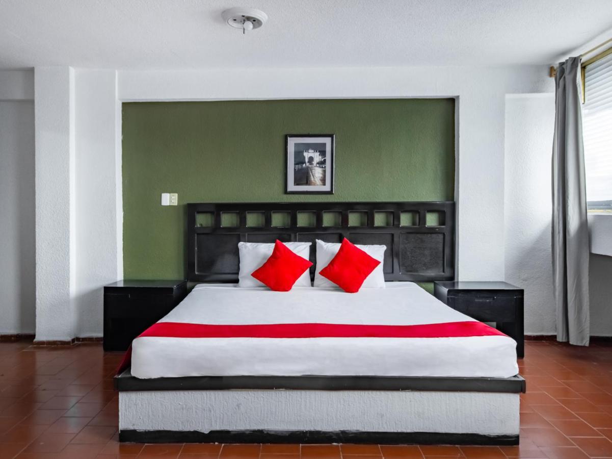 Hotel Halley León Esterno foto
