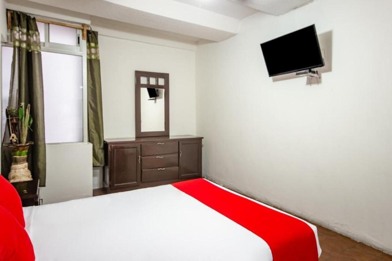 Hotel Halley León Esterno foto